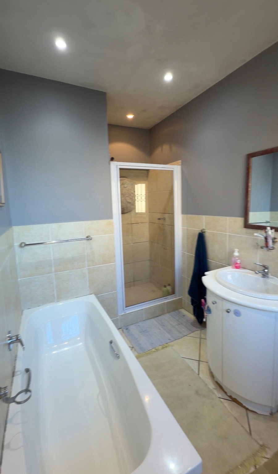 3 Bedroom Property for Sale in Boggomsbaai Western Cape